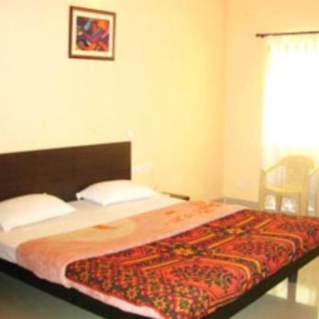 Hotel Balaji Calangute Resort Extérieur photo